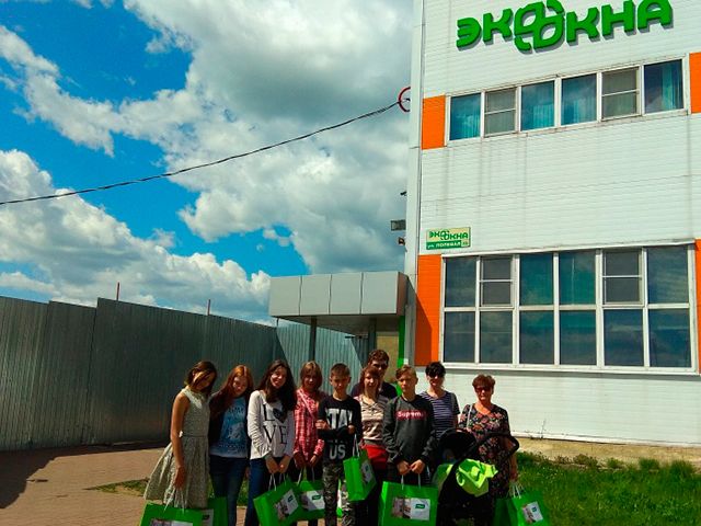 Компании ЭКООКНА провела экскурсию для лицеистов из Домодедово