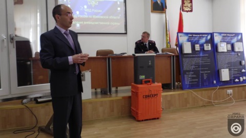 "Защитное окно VEKA"