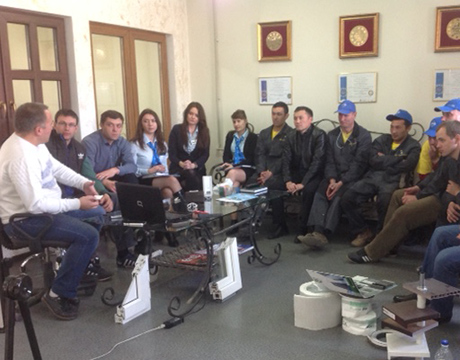 VEKA Rus вместе с партнерами провели семинар в Киргизии