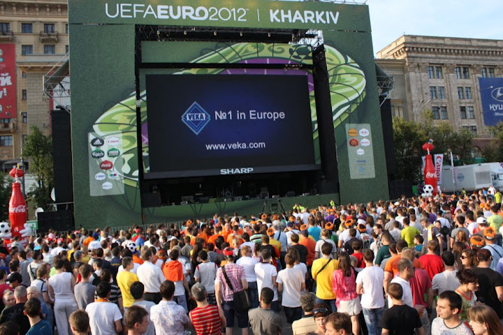 Реклама VEKA в фан-зонах на ЕВРО 2012